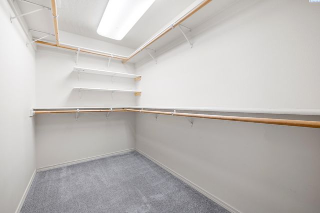 9305 W 9th Place, Kennewick, WA 99336