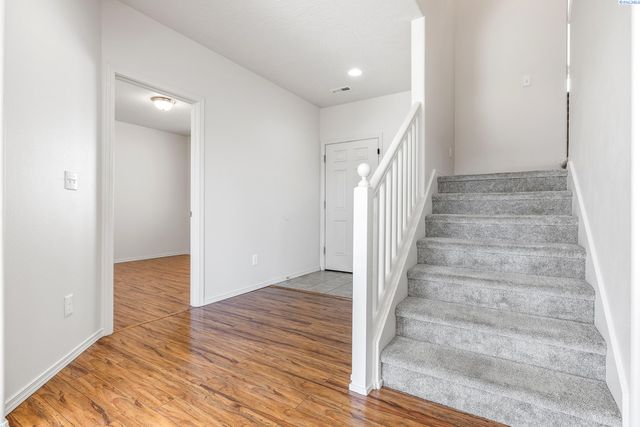 9305 W 9th Place, Kennewick, WA 99336