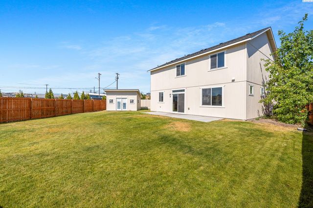 9305 W 9th Place, Kennewick, WA 99336