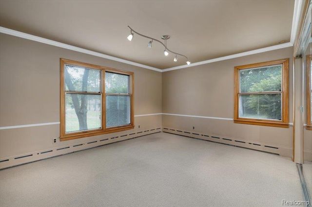 31069 Munger Drive, Livonia, MI 48154