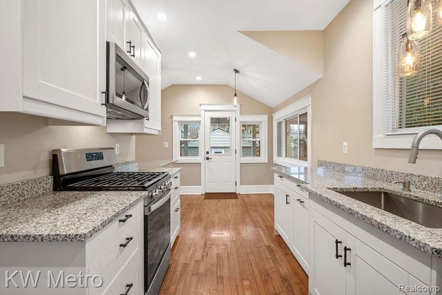 434 N Center Street, Royal Oak, MI 48067