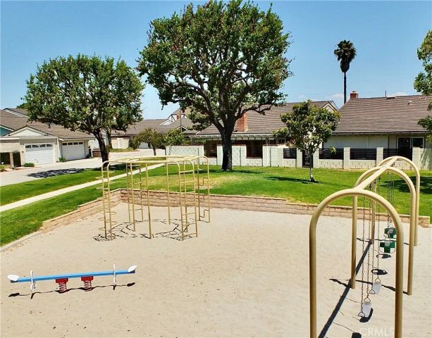 5102 Blackpool, Westminster, CA 92683