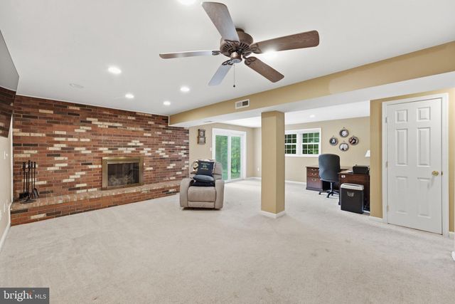 6979 GREAT OAK WAY, Warrenton, VA 20187