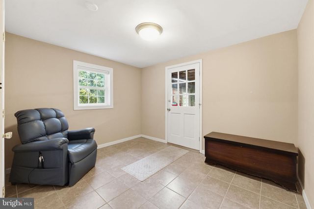 6979 GREAT OAK WAY, Warrenton, VA 20187