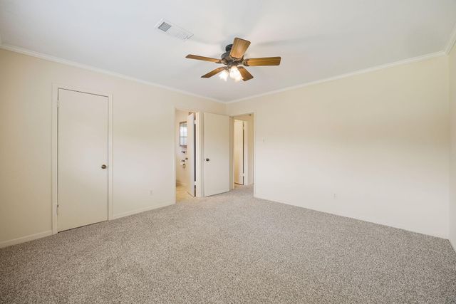 9646 Fairdale Lane, Houston, TX 77063