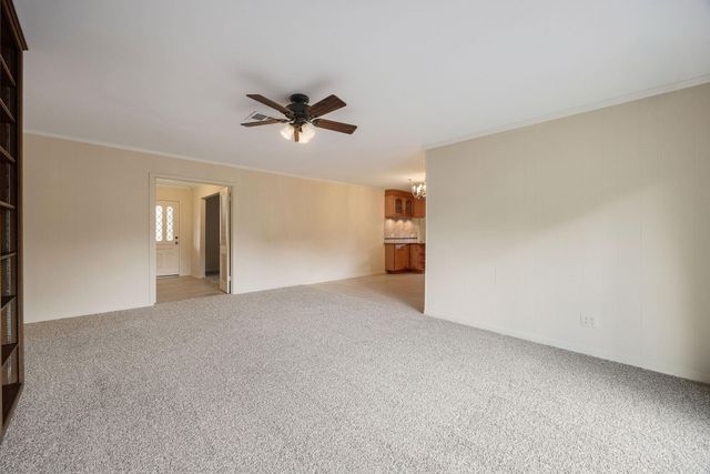 9646 Fairdale Lane, Houston, TX 77063