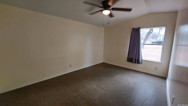 4325 Mountain Pass, Von Ormy, TX 78073