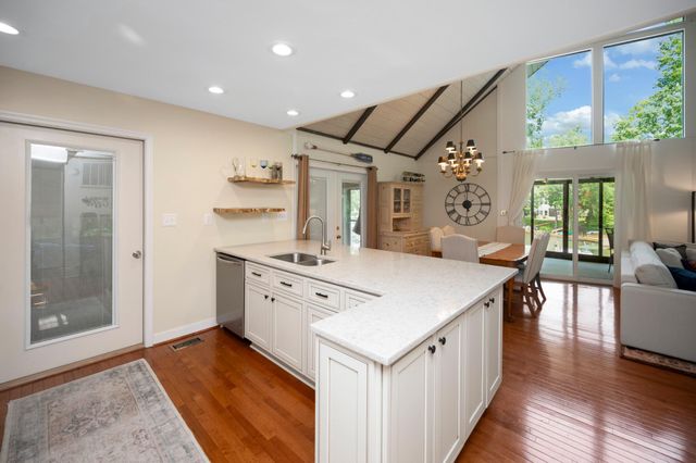 102 PLEASANT GROVE RD, Locust Grove, VA 22508