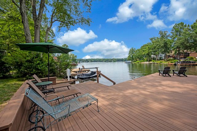 102 PLEASANT GROVE RD, Locust Grove, VA 22508