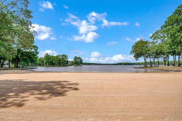 102 PLEASANT GROVE RD, Locust Grove, VA 22508