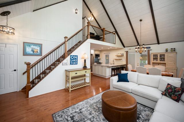 102 PLEASANT GROVE RD, Locust Grove, VA 22508