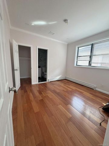 149-20 17th Avenue, Whitestone, NY 11357