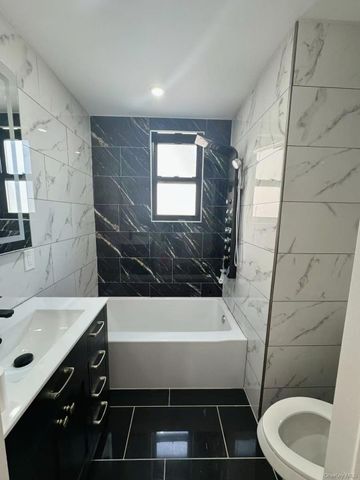 149-20 17th Avenue, Whitestone, NY 11357