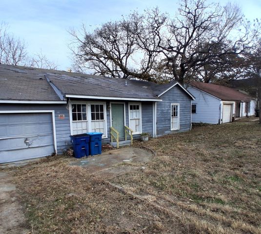 43 W Parnell Street, Denison, TX 75020