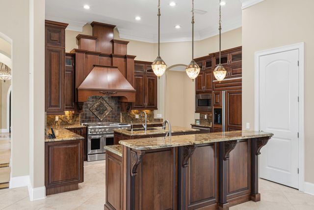 301 Sweet Water Cove, Destin, FL 32541