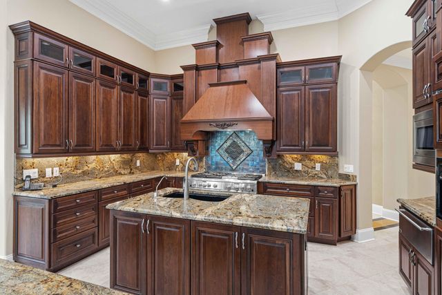 301 Sweet Water Cove, Destin, FL 32541