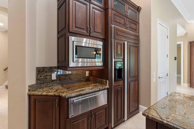 301 Sweet Water Cove, Destin, FL 32541