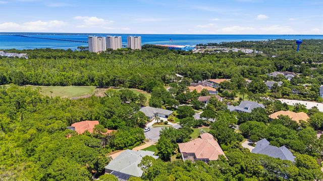 301 Sweet Water Cove, Destin, FL 32541