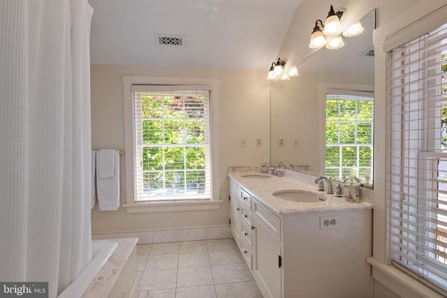 16 MARYLAND AVE, Annapolis, MD 21401