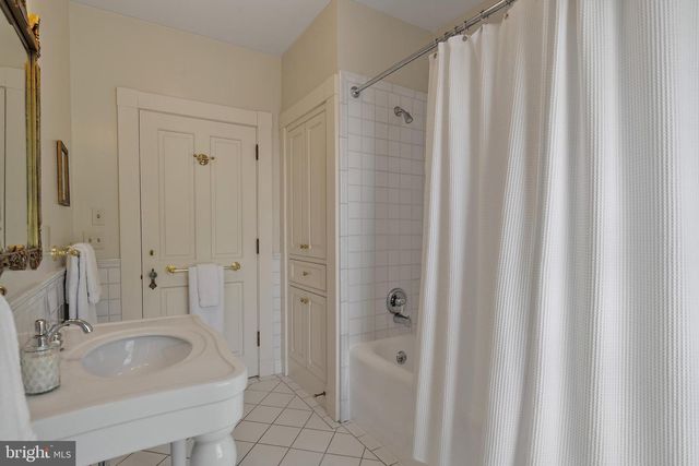 16 MARYLAND AVE, Annapolis, MD 21401