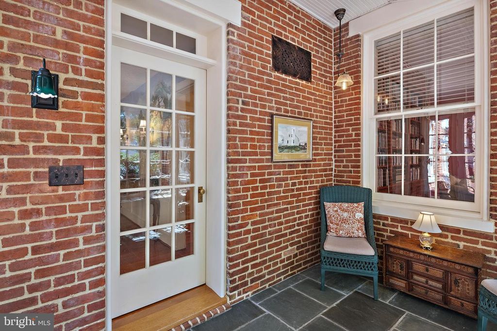 Image 39 of property listing at 16 MARYLAND AVE, Annapolis, MD 21401