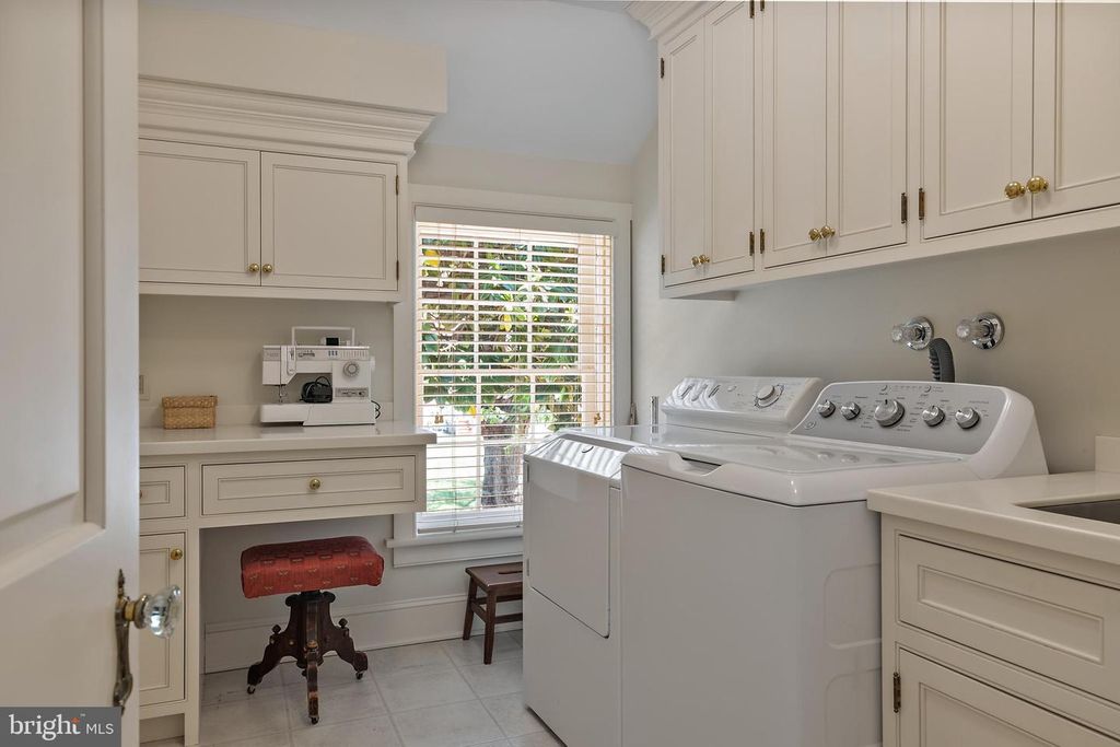 Image 60 of property listing at 16 MARYLAND AVE, Annapolis, MD 21401