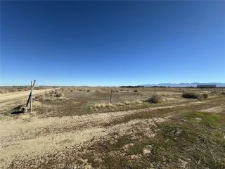 0 COR AVE H4 NOG 48 STE, Lancaster, CA 93535