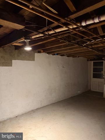 224 HAMILTON AVE, Trenton, NJ 08609