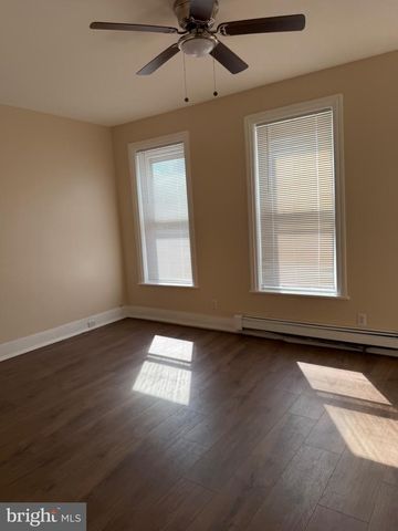 224 HAMILTON AVE, Trenton, NJ 08609