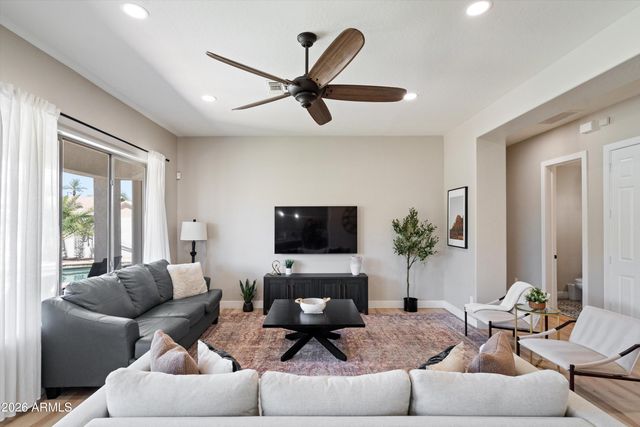 13590 W EDGEMONT Avenue, Goodyear, AZ 85395