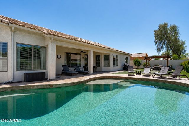 13590 W EDGEMONT Avenue, Goodyear, AZ 85395