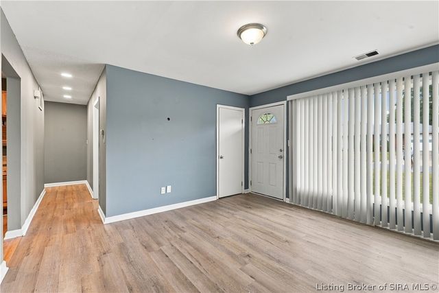 1833 E Park Place, Jeffersonville, IN 47130
