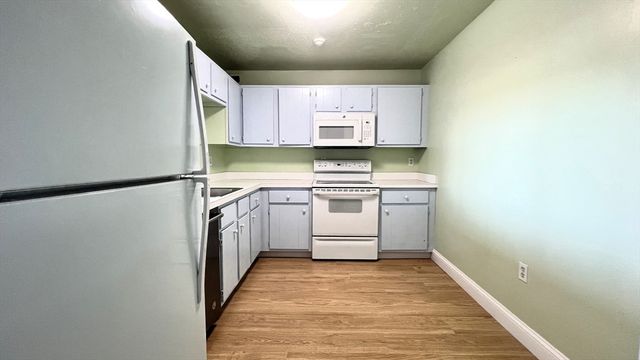 77 Adams St - 610, Quincy, MA 02169
