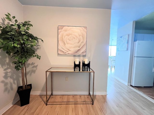 77 Adams St - 610, Quincy, MA 02169