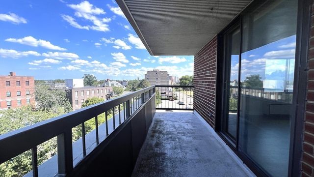 77 Adams St - 610, Quincy, MA 02169