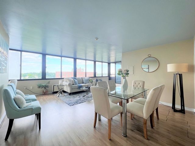 77 Adams St - 610, Quincy, MA 02169