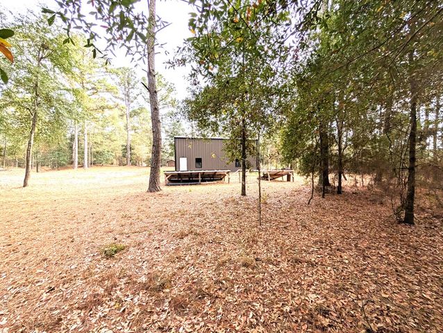 100 Womack Road, Cottonwood, AL 36320