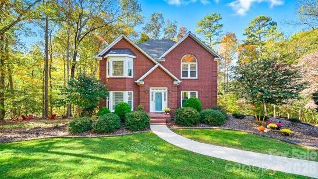 3875 Deer Run Drive NE, Conover, NC 28613