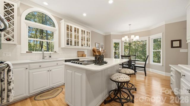 3875 Deer Run Drive NE, Conover, NC 28613