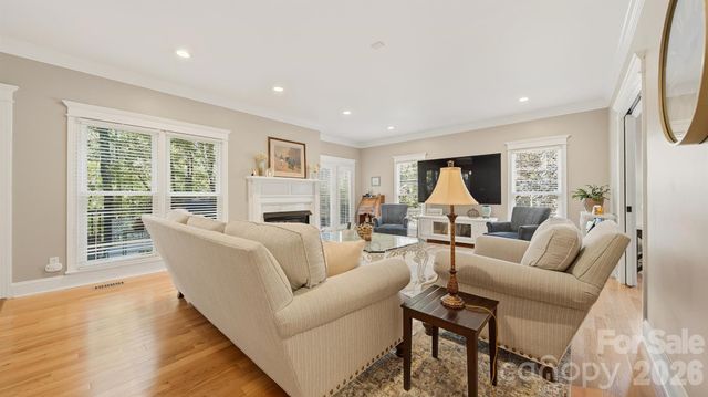 3875 Deer Run Drive NE, Conover, NC 28613