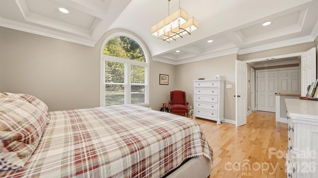 3875 Deer Run Drive NE, Conover, NC 28613