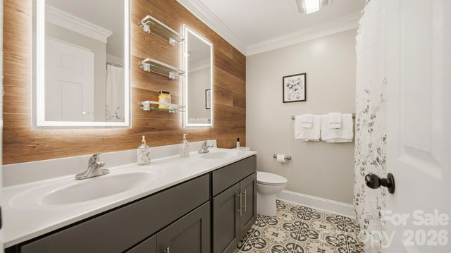 3875 Deer Run Drive NE, Conover, NC 28613