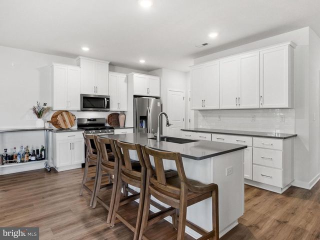 729 HUNSBERGER RD, Spring City, PA 19475