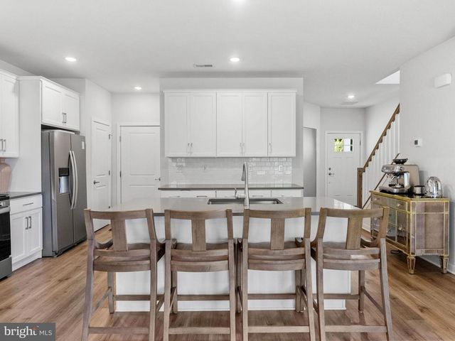 729 HUNSBERGER RD, Spring City, PA 19475