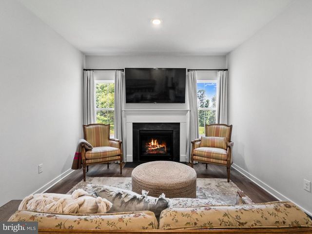 729 HUNSBERGER RD, Spring City, PA 19475