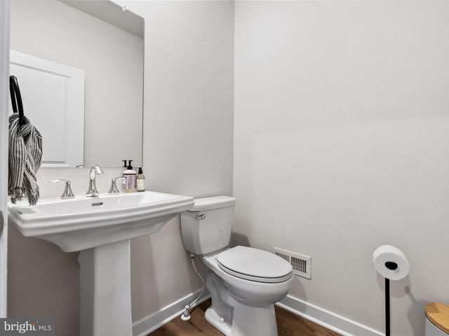 729 HUNSBERGER RD, Spring City, PA 19475