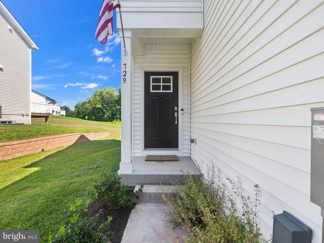 729 HUNSBERGER RD, Spring City, PA 19475