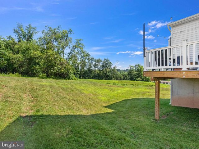 729 HUNSBERGER RD, Spring City, PA 19475