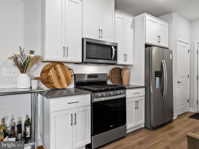 729 HUNSBERGER RD, Spring City, PA 19475