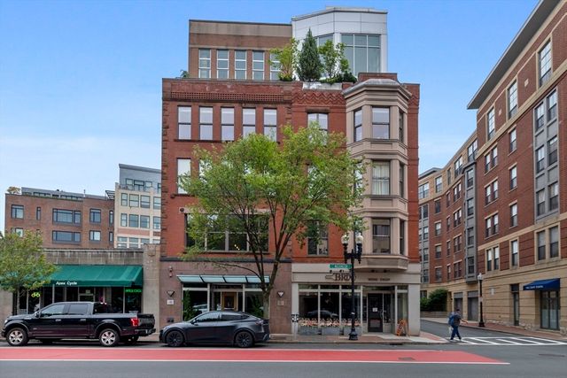 1280 Washington Street 202, Boston, MA 02118
